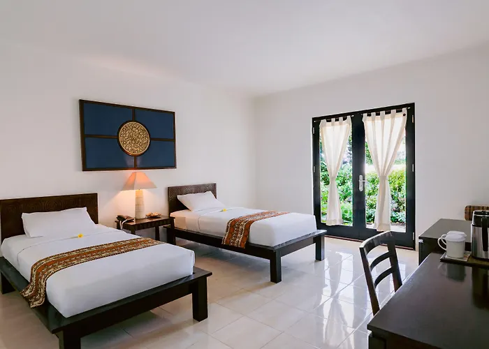 Legong Keraton Hotel 3*